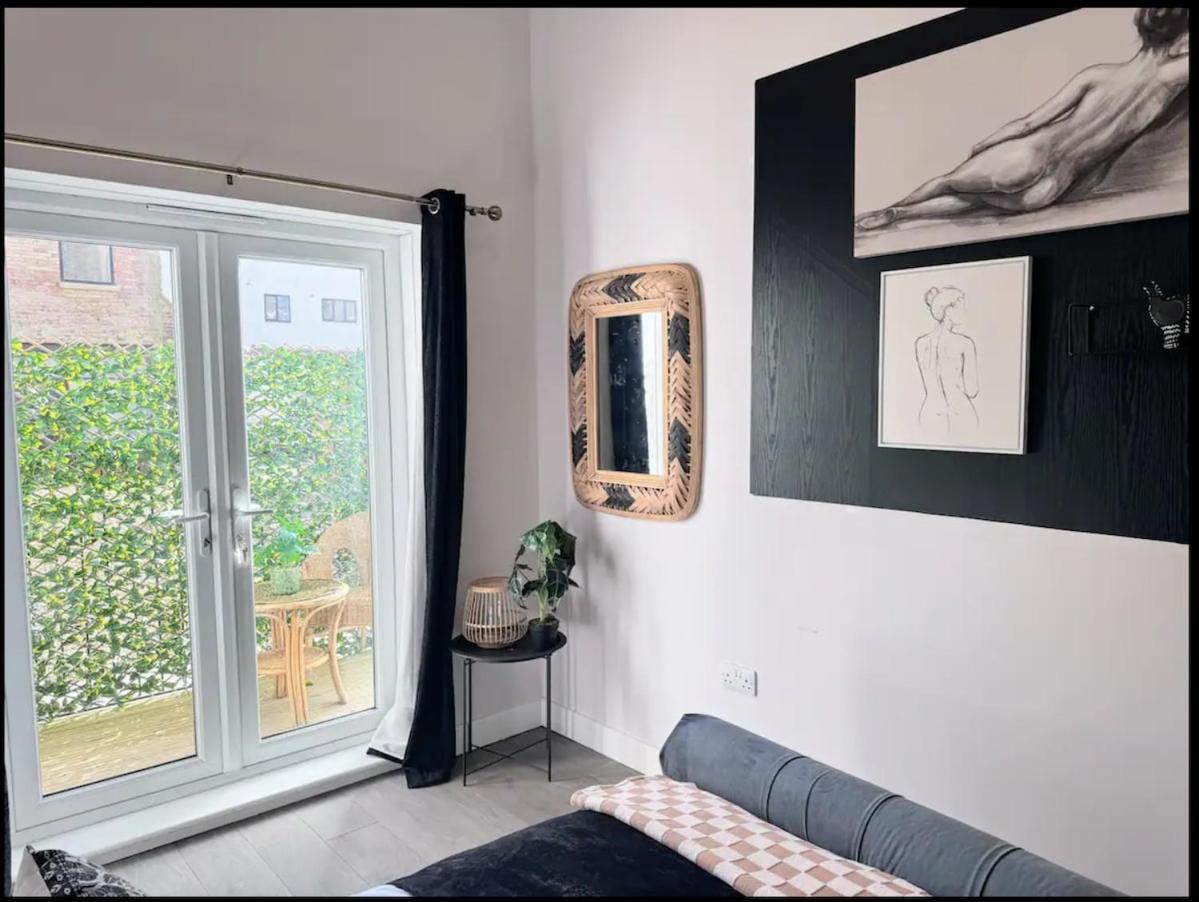 Apartment Seaview Luxury With Free Parking And En-suite Margate