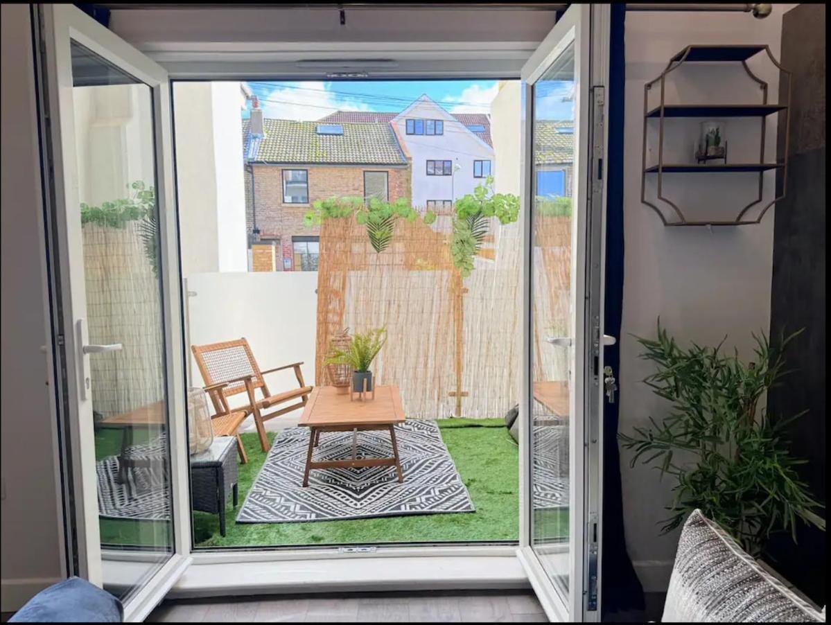 Apartment Seaview Luxury With Free Parking And En-suite *